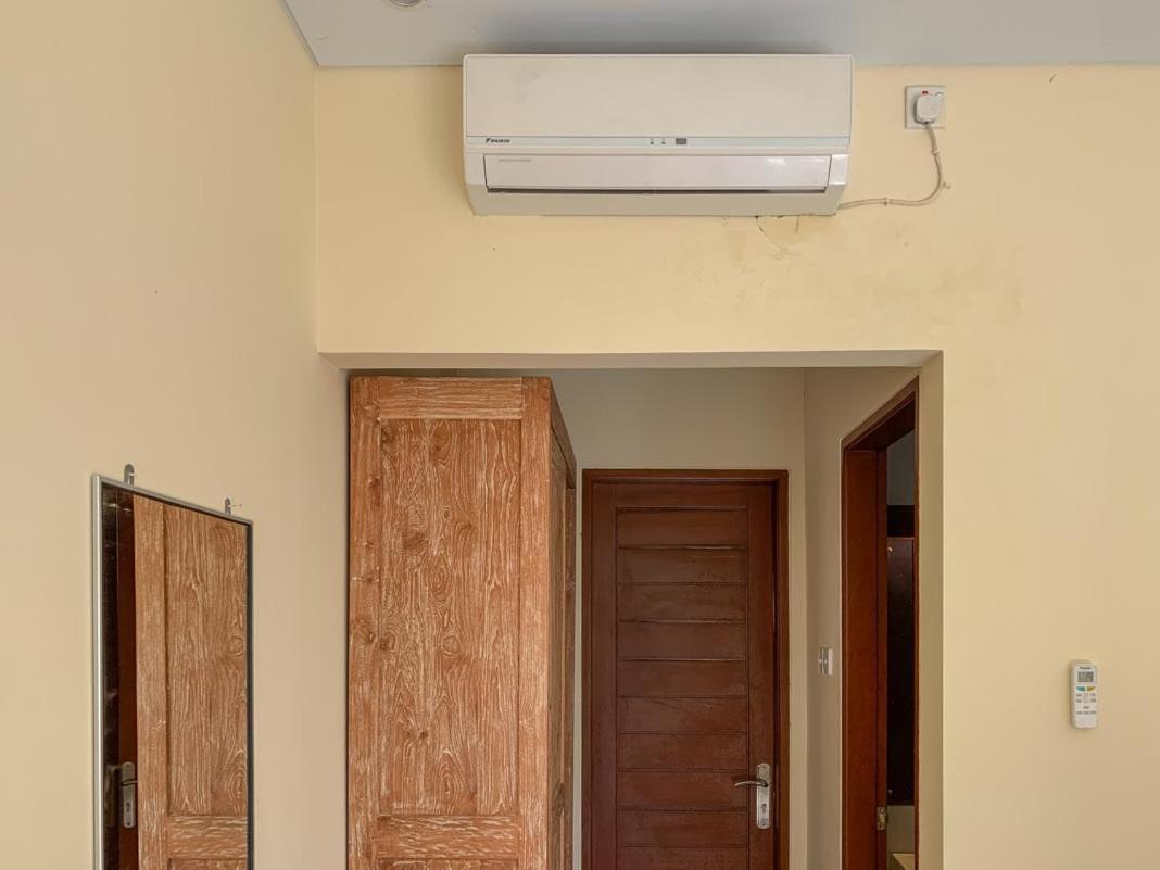 Lotus Bali Guest House Canggu Dış mekan fotoğraf