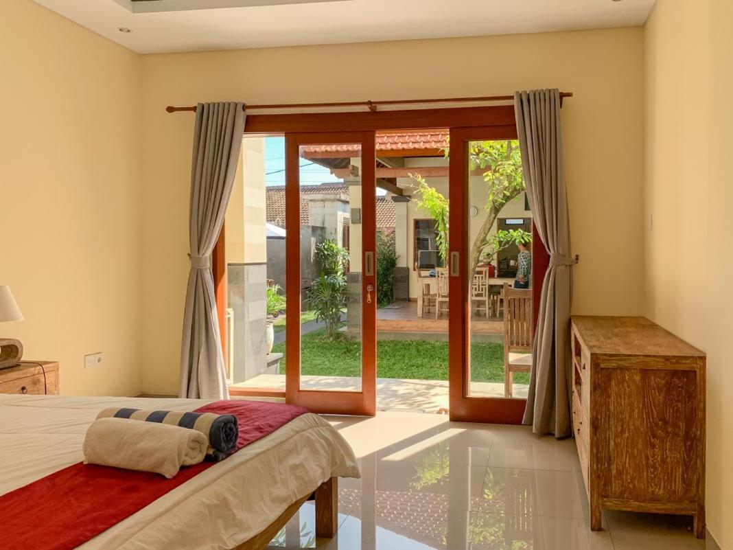 Lotus Bali Guest House Canggu Dış mekan fotoğraf