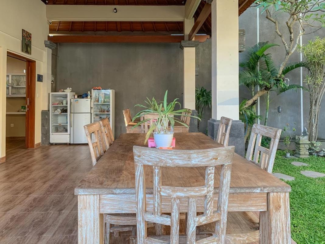 Lotus Bali Guest House Canggu Dış mekan fotoğraf