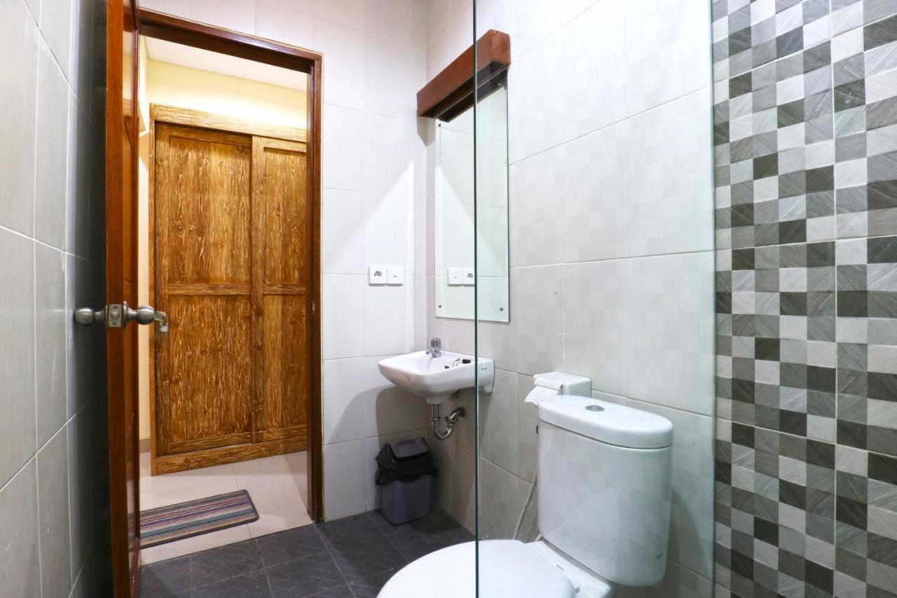 Lotus Bali Guest House Canggu Dış mekan fotoğraf